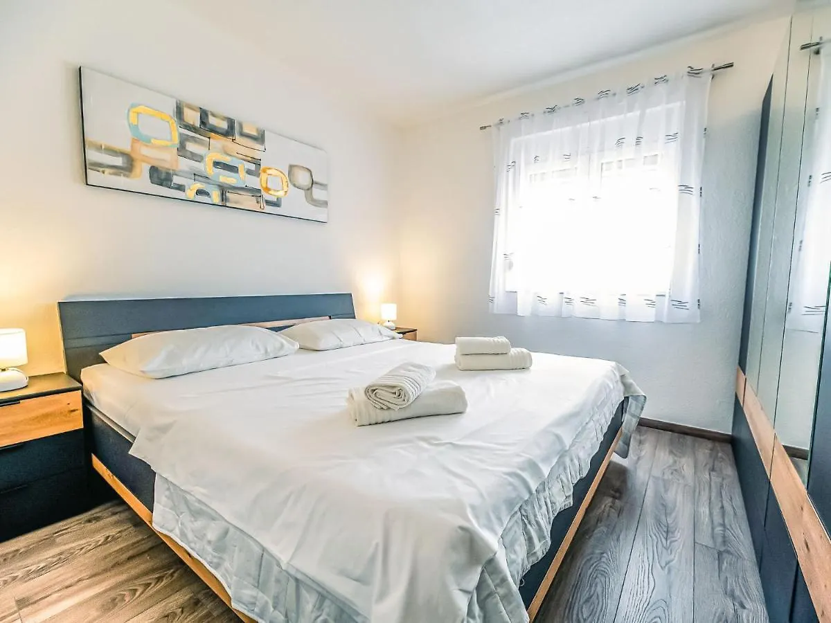 Holiday Home Villa Laura By Interhome Benkovac