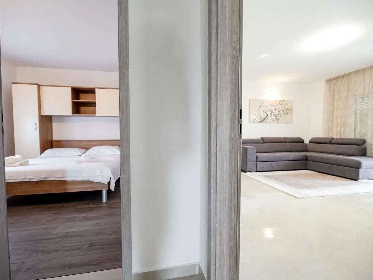 Holiday Home Villa Laura By Interhome Benkovac