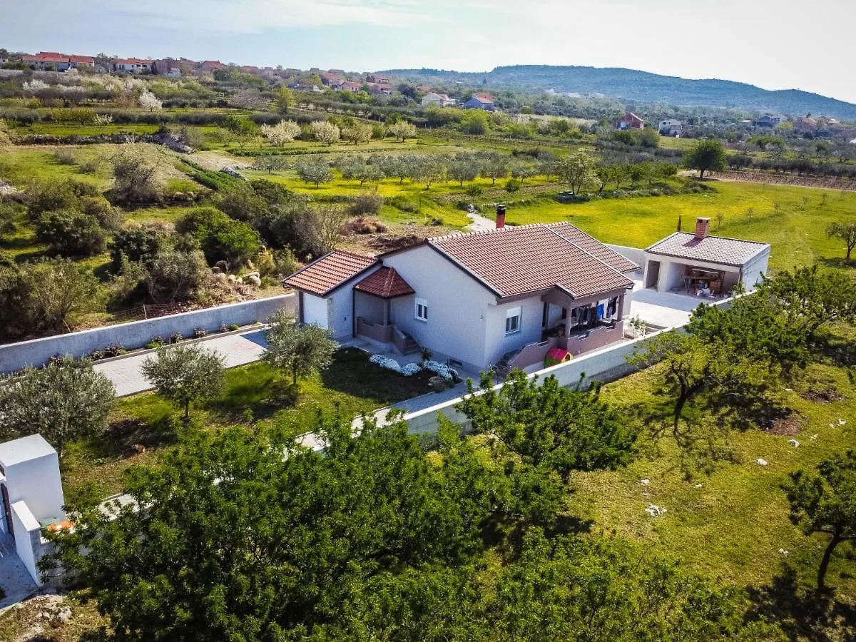 Holiday Home Villa Laura By Interhome Benkovac